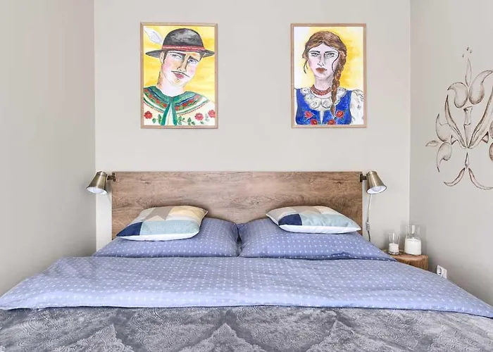 - Goralska Bajka, Przy Krupowkach