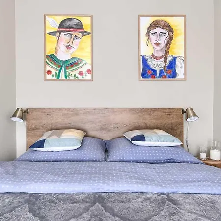 - Goralska Bajka, Przy Krupowkach